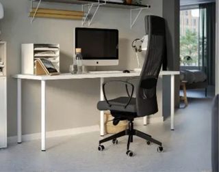 Escritorio Linnmon Blanco 200x60 (COMO NUEVO)