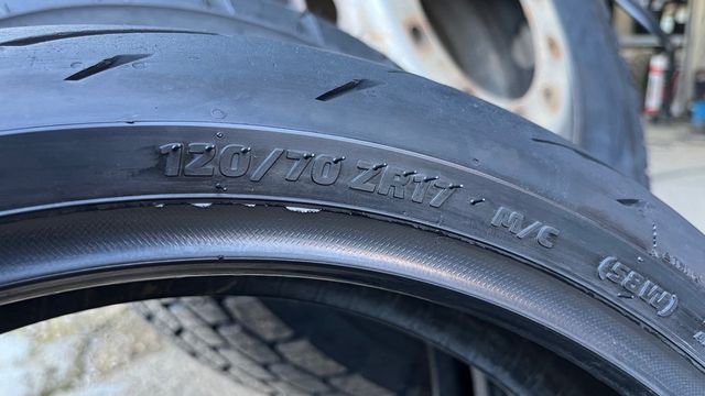 Neumáticos de carretera