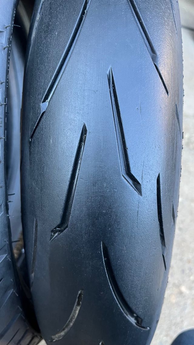 Neumáticos de carretera