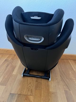 Silla bebe para coche. Cibex