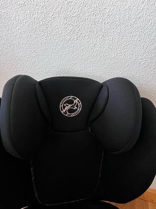 Silla bebe para coche. Cibex