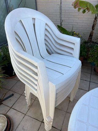 Sillas de jardín apilables de plástico