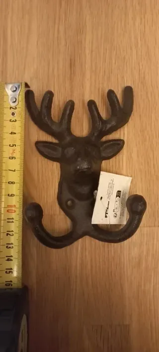 Gancio appendiabiti a forma di cervo. Nuovo