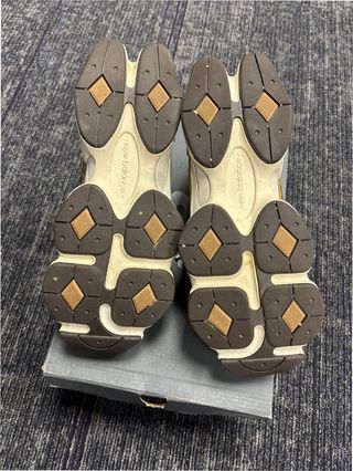 New Balance 9060 T.39.5 Nuevas