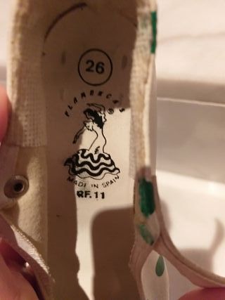 Zapatos Sevillana Lunares Verdes