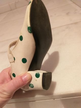 Zapatos Sevillana Lunares Verdes