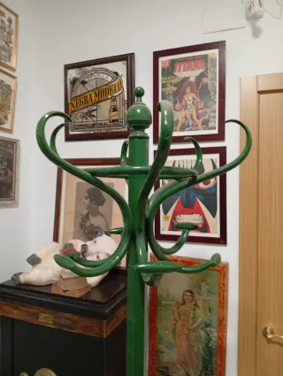 Perchero Thonet Verde Años 20