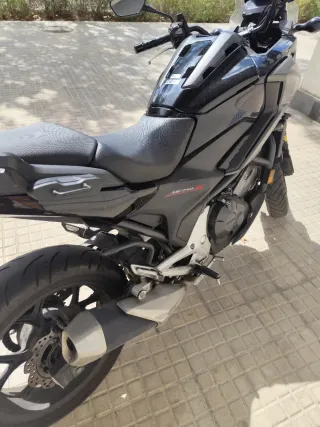 Honda NC750X Adventure Moto Negra/Gris