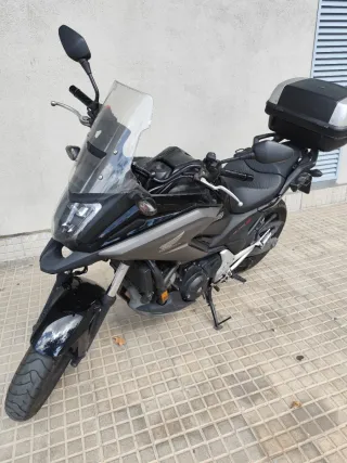 Honda NC750X Adventure Moto Negra/Gris