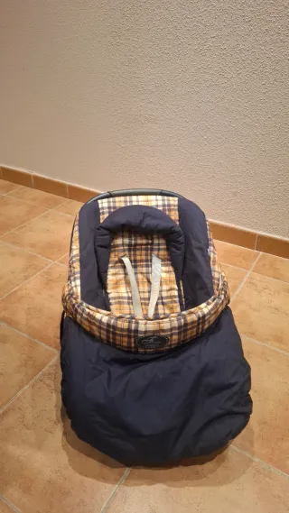 Capazo cuco de bebé Se utiliza como mecedora