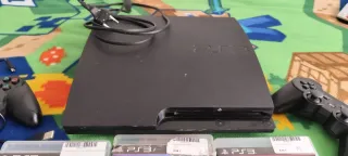 Consola PS3 Negra con 2 Mandos y 3 Juegos