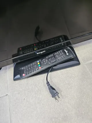 Televisor Engel Negro