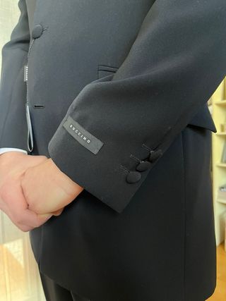 Traje de caballero BUCCINO negro y rojo sin estren