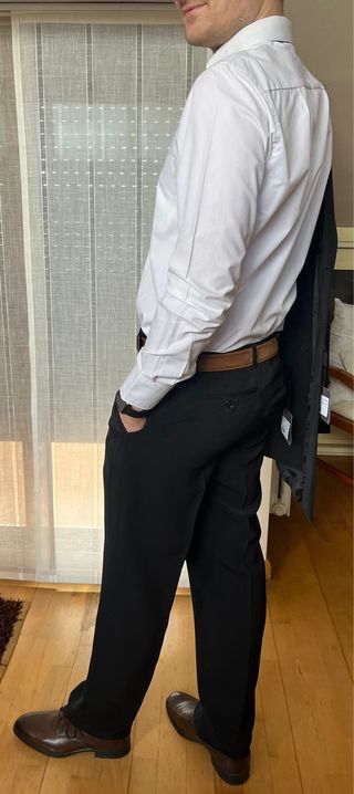 Traje de caballero BUCCINO negro y rojo sin estren