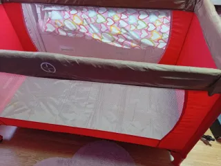 Parque cuna de viaje