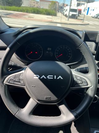 Dacia Sandero 2022