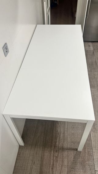 Mesa IKEA VIHALS extensible blanca