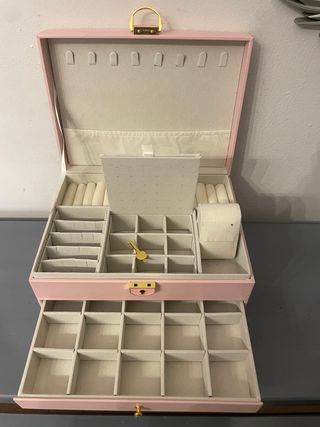 Joyero rosa 3 cajones con llave dorada