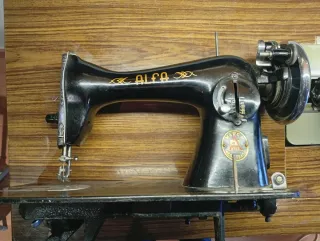 Máquina de coser Alfa 42
