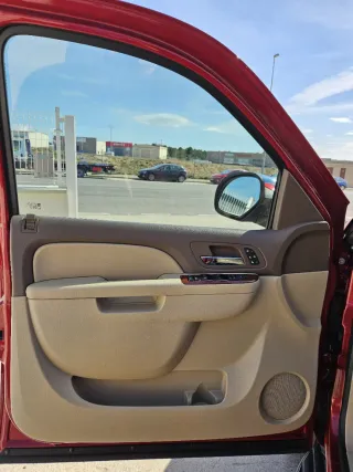 Chevrolet Tahoe 2012