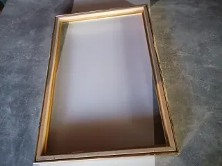 Marco de fotos dorado madera y metal