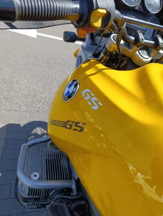 BMW R1100GS Amarilla y Plateada