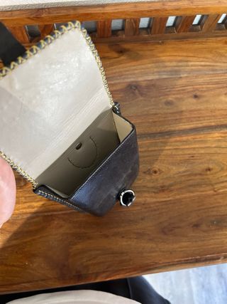 Bolso artesanal cuero negro