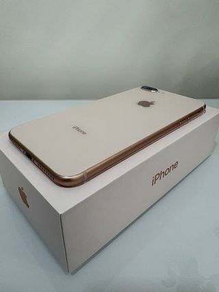 iPhone 8 Plus - 64 Gb