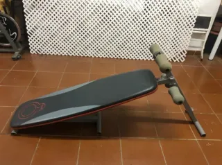 Banco abdominales gris y negro