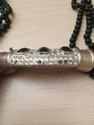 Collana perle nere con pendente strass