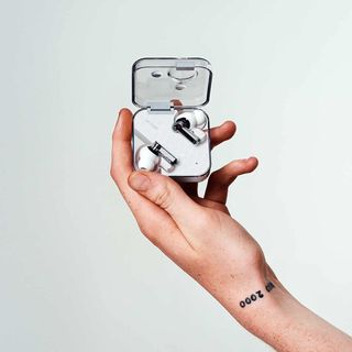 - Nothing Ear (2) - Auriculares inalámbricos con