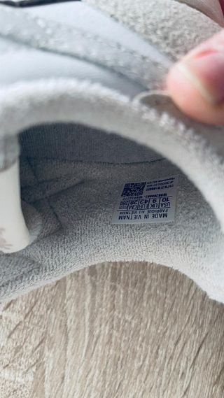 Tenis Reebok Clásicos Beige/Blanco