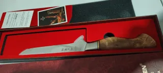 Cuchillo profesional HEZHEN madera y metal