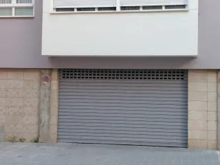 Alquilo Trastero en naquera, individual
