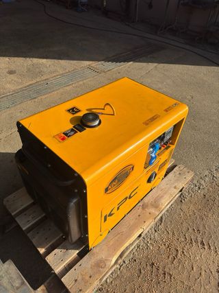 Varios motores compresor y generador