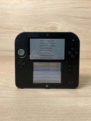 Impoluta Nintendo 2DS Negra/Azul