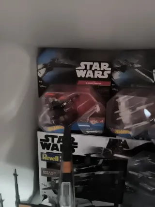 Lotes Star Wars: Cascos y Modelos