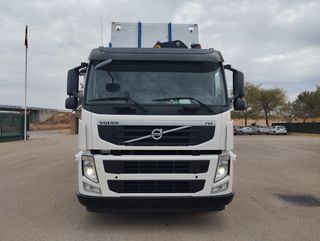 Volvo FM 370-CAMIONES GRUA