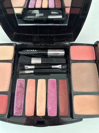 Estuche de maquillaje multicolor