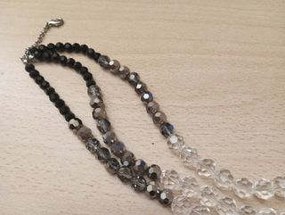 Collana 3 fili perline nere e grigie