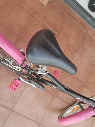 Bicicleta infantil con cesta, 6 a 9 años