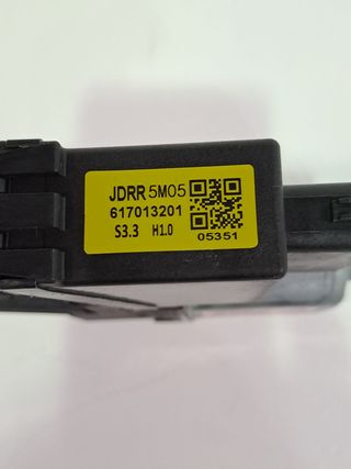 MOTOR ELEVALUNAS TRASERO DERECHO KIA CEED 530084