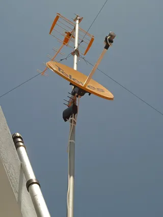 Antenas TV y Reparación Antenista