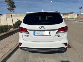 Hyundai Grand Santa Fe 2017