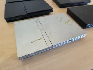 3 Consolas PlayStation 2 PS2 Slim + 2 carcasas