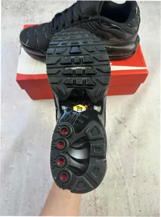 Nike TN Air Max Plus Talla 39 Negra