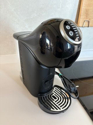 Cafetera Cápsulas Dolce Gusto Krups + Soporte