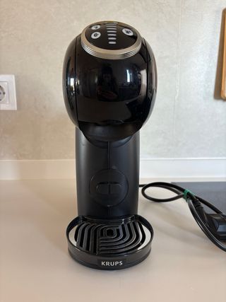 Cafetera Cápsulas Dolce Gusto Krups + Soporte
