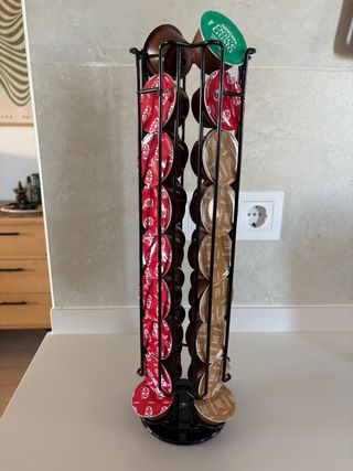 Cafetera Cápsulas Dolce Gusto Krups + Soporte