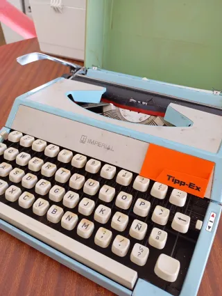 Máquina de escribir Imperial Tipp-Ex vintage